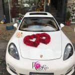 ماشین عروس پورشه پانامرا با رز قرمز